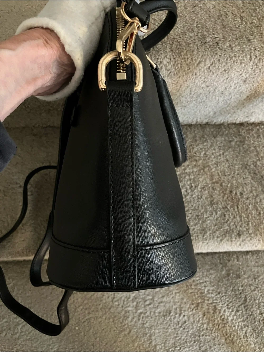 BEAUTIFUL CONDITION!DOONEY & BOURKE SAFFIANO LEATHER DOMED ZIP SATCHEL CROSSBODY